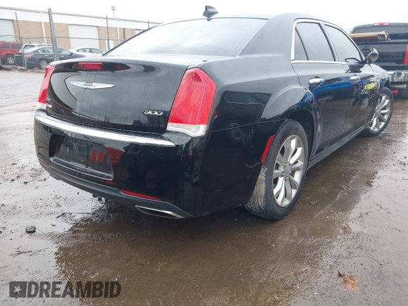 2019 Chrysler 300 Limited with VIN 2C3CCAKG1KH586537, listed as a IAAI auction lot 41950613 with 113,161 mi miles and . Bid and sale history available at carsss.com. Image 4.