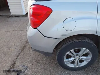 2012 Chevrolet Equinox LT w/2LT with VIN 2GNFLPE58C6310933, listed as a IAAI auction lot 41602733 with 271,815 mi miles. Bid and sale history available at carsss.com. Image 12.