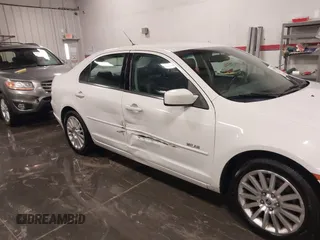 2008 Mercury Milan Premier with VIN 3MEHM08Z38R604372, listed as a IAAI auction lot 41131598 with 104,302 mi miles and . Bid and sale history available at DreamBid. Image 6.
