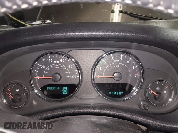 2017 Jeep Wrangler Unlimited Sahara z VIN 1C4BJWEG5HL746971, wystawiony jako IAAI lot #41959241 z przebiegiem 47 458 mil mil oraz . Historia ofert i sprzedaży dostępna na DreamBid. Obrazek 7.