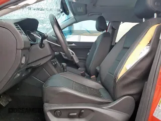 2018 Volkswagen Tiguan SEL с VIN 3VV3B7AX6JM021060, выставлен на аукционе Copart как лот 57887515 с пробегом 20 176 миль миль и На запчасти • Non repairable. История ставок и продаж доступна на DreamBid. Изображение 7.