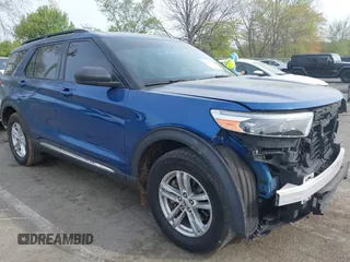 2020 Ford Explorer XLT z VIN 1FMSK8DH4LGB25267, wystawiony jako IAAI lot #42092228 z przebiegiem 105 532 mil mil oraz . Historia ofert i sprzedaży dostępna na DreamBid. Obrazek 1.