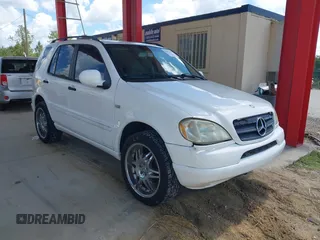 2000 Mercedes-Benz M 320/430/500 with VIN 4JGAB54E1YA162321, listed as a IAAI auction lot 42576829 with 171,913 mi miles and . Bid and sale history available at DreamBid. Image 1.