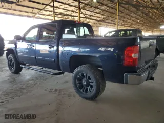 2007 Chevrolet Silverado 1500 LTZ with VIN 2GCFK13Y171691176, listed as a Copart auction lot 79113854 with 217,458 mi miles and Salvage Title. Bid and sale history available at carsss.com. Image 2.