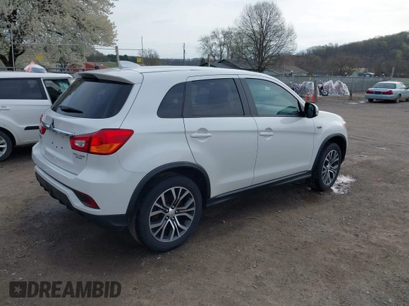 2019 Mitsubishi Outlander ES z VIN JA4AP3AU6KU018494, wystawiony jako IAAI lot #42026362 z przebiegiem 41 146 mil mil oraz . Historia ofert i sprzedaży dostępna na DreamBid. Obrazek 4.