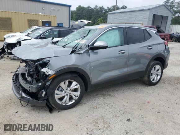 2025 Buick Encore GX Preferred с VIN KL4AMBSL9SB139072, выставлен на аукционе Copart как лот 59272205 с пробегом 3 547 миль миль и Списание • Salvage title. История ставок и продаж доступна на DreamBid. Изображение 1.