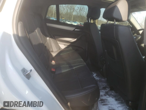 2015 BMW X4 xDrive28i with VIN 5UXXW3C59F0F89503, listed as a Copart auction lot 44500354 with 141,431 mi miles. Bid and sale history available at carsss.com. Image 10.