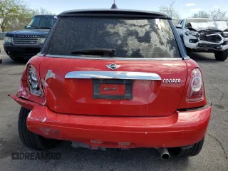 2011 MINI Hardtop z VIN WMWSU3C5XBT093162, wystawiony jako Copart lot #54871315 z przebiegiem 171 220 mil mil oraz Szkody całkowita. Historia ofert i sprzedaży dostępna na DreamBid. Obrazek 6.
