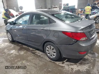 2016 Hyundai Accent SE z VIN KMHCT4AE2GU139826, wystawiony jako IAAI lot #41545891 z przebiegiem 86 555 mil mil oraz . Historia ofert i sprzedaży dostępna na DreamBid. Obrazek 3.