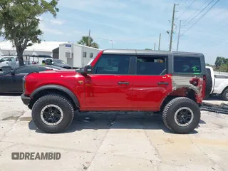 2024 Ford Bronco Badlands with VIN 1FMEE9BP0RLA41564, listed as a IAAI auction lot 42069579 with 3,681 mi miles and . Bid and sale history available at DreamBid. Image 15.
