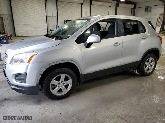 2015 Chevrolet Trax LS with VIN 3GNCJPSB6FL254784, listed as a Copart auction lot 45335835 with 62,685 mi miles and Salvage Title. Bid and sale history available at carsss.com. Image 1.