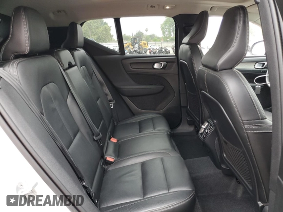 2024 Volvo XC40 Plus Dark Theme with VIN YV4L12ULXR2285377, listed as a Copart auction lot 60165095 with 43,423 mi miles and Salvage title. Bid and sale history available at DreamBid. Image 11.