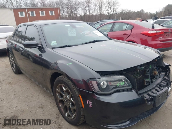 2015 Chrysler 300 with VIN 2C3CCAGG5FH814392, listed as a IAAI auction lot 41239339 with 142,046 mi miles. Bid and sale history available at carsss.com. Image 1.