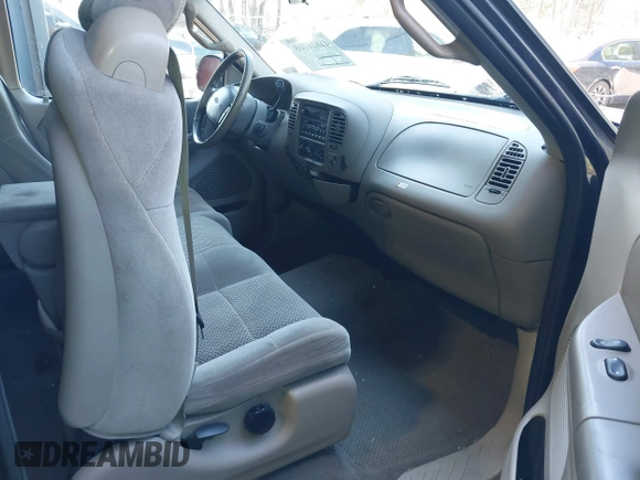 2001 Ford F-150 XL with VIN 1FTRX17W61NC04079, listed as a IAAI auction lot 41821705 with 174,011 mi miles and . Bid and sale history available at DreamBid. Image 5.