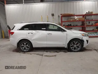 2018 Kia Sorento SX with VIN 5XYPKDA58JG414522, listed as a IAAI auction lot 41548855 with 157,725 mi miles and . Bid and sale history available at carsss.com. Image 12.