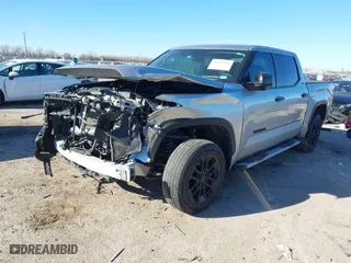 2023 Toyota Tundra 4WD SR5 with VIN 5TFLA5DB0PX096118, listed as a IAAI auction lot 41213391 with 40,772 mi miles. Bid and sale history available at carsss.com. Image 17.