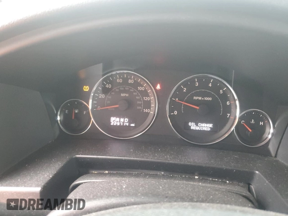 2010 Jeep Commander Sport с VIN 1J4RG4GK2AC128137, выставлен на аукционе Copart как лот 50723555 с пробегом 229 714 миль миль и Чистый • Clean title. История ставок и продаж доступна на DreamBid. Изображение 9.