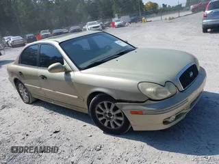 2003 Hyundai Sonata GLS with VIN KMHWF35H03A901839, listed as a IAAI auction lot 40601987 with 171,580 mi miles. Bid and sale history available at carsss.com. Image 1.