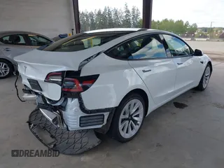 2023 Tesla Model 3 с VIN 5YJ3E1EA6PF472978, выставлен на аукционе IAAI как лот 42163124 с пробегом 16 017 миль миль и . История ставок и продаж доступна на DreamBid. Изображение 4.