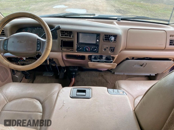 1999 Ford F-250 XL with VIN 1FTNX21F3XEA60268, listed as a Copart auction lot 57728745 with 288,983 mi miles and Clean title. Bid and sale history available at DreamBid. Image 9.