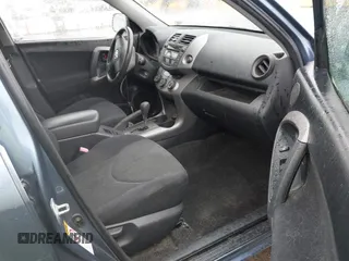 2006 Toyota RAV4 Sport with VIN JTMZD32V266014784, listed as a IAAI auction lot 41582432 with 75,459 mi miles. Bid and sale history available at carsss.com. Image 5.