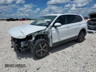 2018 Volkswagen Tiguan SEL z VIN 3VV2B7AX8JM156391, wystawiony jako Copart lot #56233975 z przebiegiem 85 166 mil mil oraz Szkoda całkowita • Salvage title. Historia ofert i sprzedaży dostępna na DreamBid. Obrazek 1.