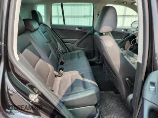 2016 Volkswagen Tiguan S z VIN WVGAV7AX8GW561222, wystawiony jako Copart lot #59292375 z przebiegiem 112 174 mil mil oraz Szkoda całkowita • Salvage title. Historia ofert i sprzedaży dostępna na DreamBid. Obrazek 10.