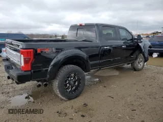 2018 Ford F-350 XL with VIN 1FT8W3BT8JEB07120, listed as a Copart auction lot 47641105 with 91,746 mi miles and Non Repairable. Bid and sale history available at DreamBid. Image 3.