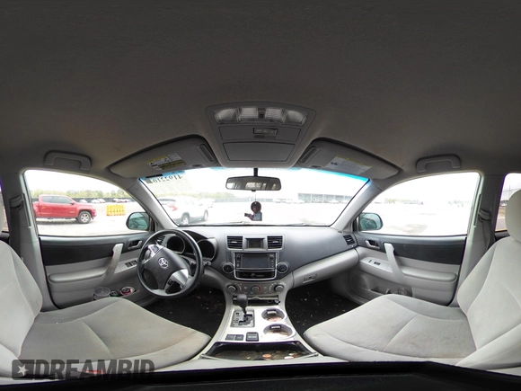 2013 Toyota Highlander with VIN 5TDZA3EH2DS045965, listed as a IAAI auction lot 41922104 with 182,688 mi miles and . Bid and sale history available at DreamBid. Image 19.