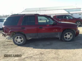 2007 Chevrolet TrailBlazer LS with VIN 1GNDT13S572213687, listed as a IAAI auction lot 41786280 with 230,213 mi miles and . Bid and sale history available at DreamBid. Image 13.