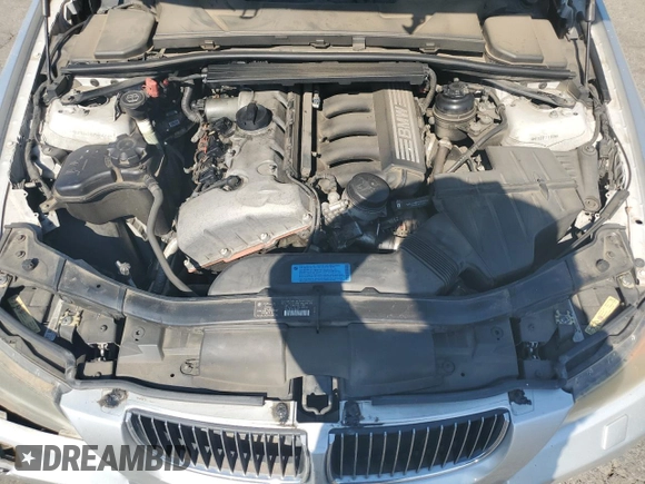 2006 BMW 3 Series 330i with VIN WBAVB335X6AZ85075, listed as a Copart auction lot 63092735 with 126,134 mi miles and Salvage title. Bid and sale history available at DreamBid. Image 11.