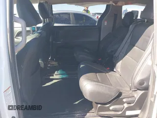 2015 Toyota Sienna SE with VIN 5TDXK3DC4FS658148, listed as a IAAI auction lot 41601341 with 110,329 mi miles. Bid and sale history available at carsss.com. Image 8.
