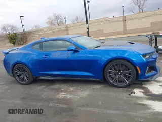 2018 Chevrolet Camaro ZL1 with VIN 1G1FK1R6XJ0122327, listed as a IAAI auction lot 41539334 with 26,178 mi miles and . Bid and sale history available at DreamBid. Image 13.
