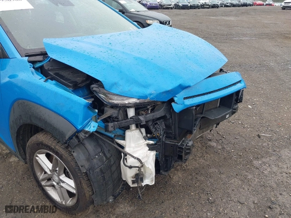 2020 Hyundai Kona SE with VIN KM8K1CAA4LU418696, listed as a IAAI auction lot 41950986 with 75,998 mi miles. Bid and sale history available at carsss.com. Image 18.