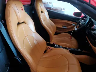 2021 Ferrari F8 с VIN ZFF93LMA2M0264413, выставлен на аукционе Copart как лот 74663374 с пробегом Не указан миль и Списание • Salvage title. История ставок и продаж доступна на DreamBid. Изображение 10.