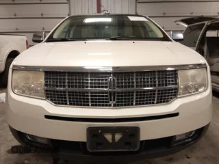 2007 Lincoln MKX with VIN 2LMDU88C57BJ02373, listed as a IAAI auction lot 41870551 with 191,193 mi miles. Bid and sale history available at carsss.com. Image 13.