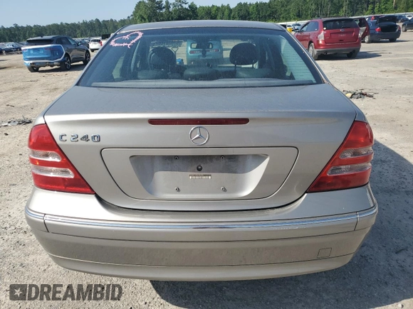 2004 Mercedes-Benz C 240 with VIN WDBRF61J64A547255, listed as a Copart auction lot 57028165 with 201,109 mi miles and Salvage title. Bid and sale history available at DreamBid. Image 6.