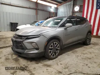 2024 Chevrolet Blazer RS z VIN 3GNKBKRS7RS160053, wystawiony jako Copart lot #43131605 z przebiegiem 18 443 mil mil oraz Szkody całkowita. Historia ofert i sprzedaży dostępna na DreamBid. Obrazek 1.