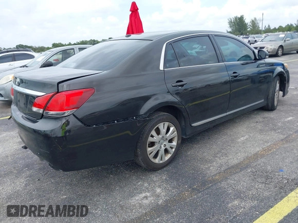 2011 Toyota Avalon with VIN 4T1BK3DB5BU375728, listed as a IAAI auction lot 40253779 with 167,194 mi miles and . Bid and sale history available at DreamBid. Image 4.