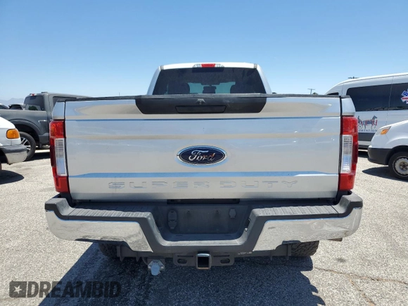 2019 Ford F-350 XL with VIN 1FT8X3BT0KEE13291, listed as a Copart auction lot 62368685 with 114,389 mi miles and Salvage title. Bid and sale history available at DreamBid. Image 10.