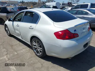 2008 Infiniti G35 Sedan Journey with VIN JNKBV61E58M202410, listed as a IAAI auction lot 41958165 with 247,165 mi miles. Bid and sale history available at carsss.com. Image 3.