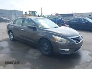 2015 Nissan Altima SV z VIN 1N4AL3AP7FC127544, wystawiony jako IAAI lot #41876358 z przebiegiem 187 503 mil mil oraz . Historia ofert i sprzedaży dostępna na DreamBid. Obrazek 1.