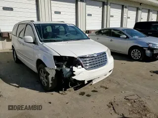 2010 Chrysler Town & Country Touring with VIN 2A4RR5D18AR373236, listed as a Copart auction lot 50082795 with 281,112 mi miles and Salvage Title. Bid and sale history available at DreamBid. Image 12.