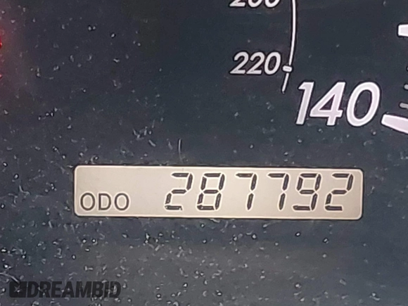 2005 Toyota Camry LE with VIN 4T1BF30K15U609930, listed as a IAAI auction lot 41321401 with 287,792 mi miles and . Bid and sale history available at DreamBid. Image 7.