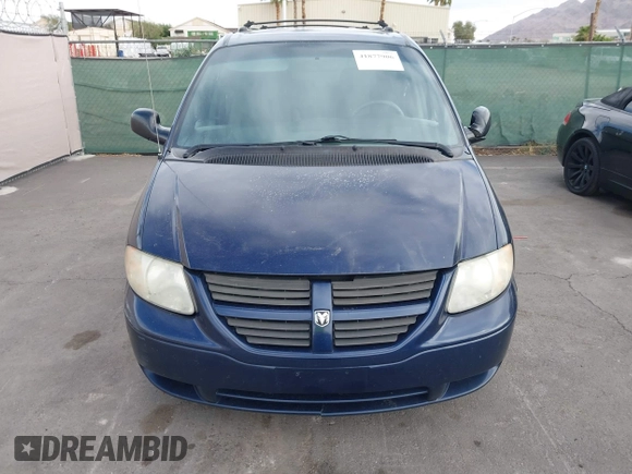 2005 Dodge Caravan SE z VIN 2D4GP24R05R106317, wystawiony jako IAAI lot #41877906 z przebiegiem 218 591 mil mil oraz . Historia ofert i sprzedaży dostępna na DreamBid. Obrazek 12.