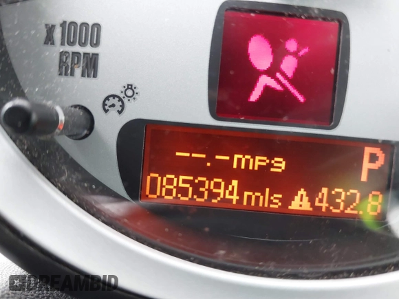 2009 MINI Cooper Hardtop with VIN WMWMF33569TW70413, listed as a IAAI auction lot 41776589 with 85,394 mi miles. Bid and sale history available at carsss.com. Image 15.