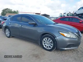 2017 Nissan Altima S z VIN 1N4AL3APXHN322044, wystawiony jako IAAI lot #42238594 z przebiegiem 97 744 mil mil oraz . Historia ofert i sprzedaży dostępna na DreamBid. Obrazek 1.