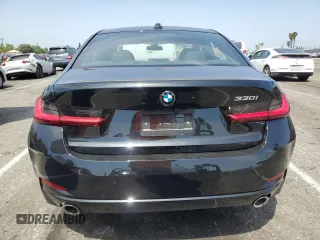 2025 BMW 3 Series 330i with VIN 3MW69CW00S8F24683, listed as a Copart auction lot 62086865 with 5,126 mi miles and Salvage title. Bid and sale history available at DreamBid. Image 6.