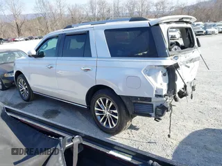 2018 Ford Expedition Limited with VIN 1FMJU2AT1JEA16611, listed as a IAAI auction lot 41773150 with 87,345 mi miles. Bid and sale history available at carsss.com. Image 3.