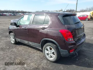 2020 Chevrolet Trax LS with VIN KL7CJNSB7LB349426, listed as a IAAI auction lot 41616917 with 39,032 mi miles. Bid and sale history available at carsss.com. Image 3.